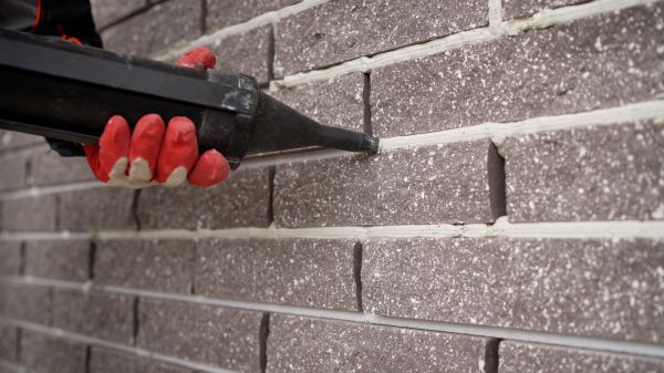 Masonry Tuckpointing in Santa Monica